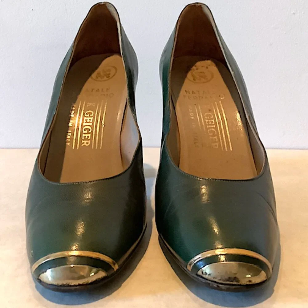 Kurt Geiger VINTAGE 1970S ITALY SHOES: Forest LEATHER Pumps , 2 1/2" heel - Picture 1 of 12